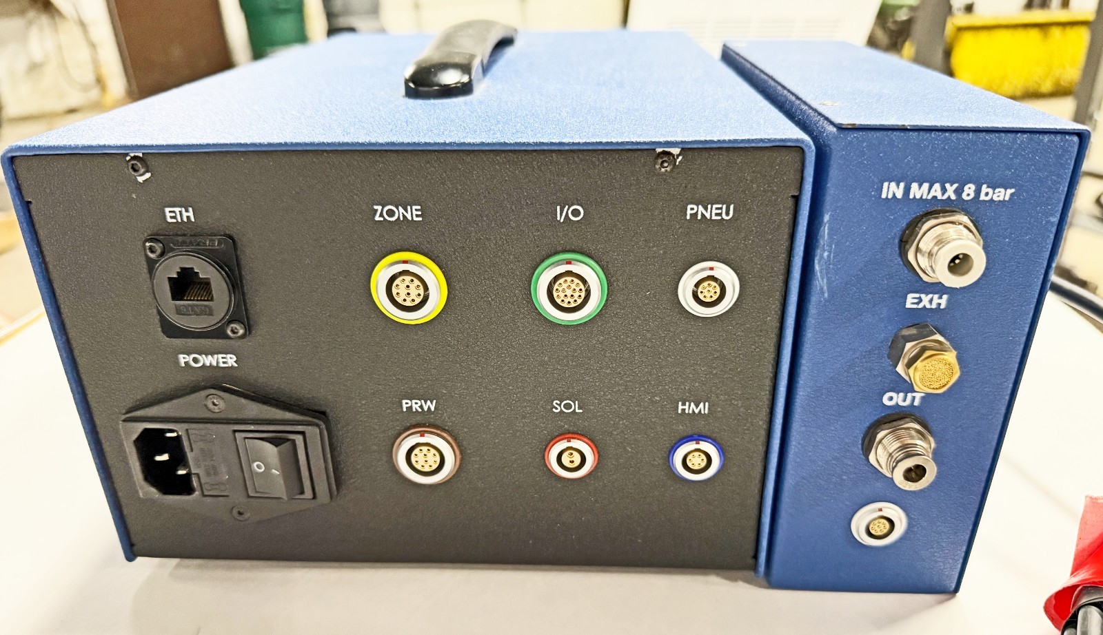 Nordson EFD Unity Touch S Controller, Display w/ Pneumatics & IC30 Dispense Head
