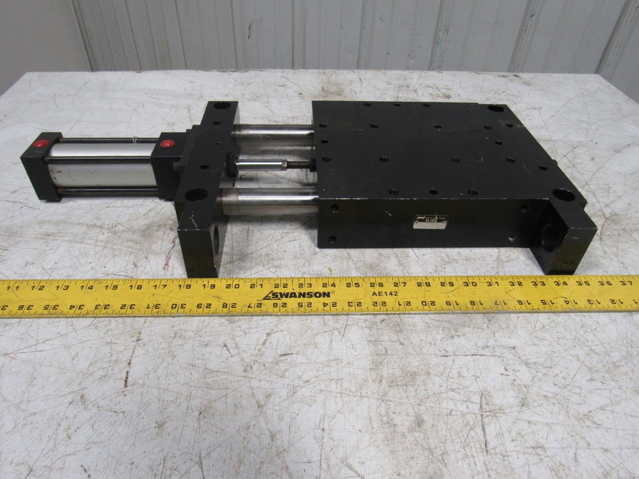 PHD BS101X4D206 Pneumatic Linear Slide 10″x10″x2-3/4″ 4″ Stroke 150 PSI Max.
