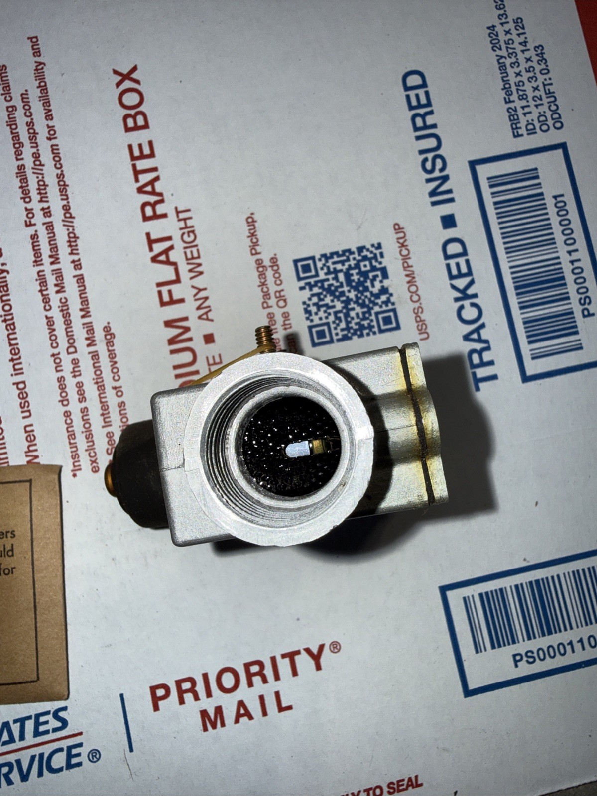 Old Stock New BZE6-2RN LIMIT SWITCH for HONEYWELL MICROSWITCH BZE62RN