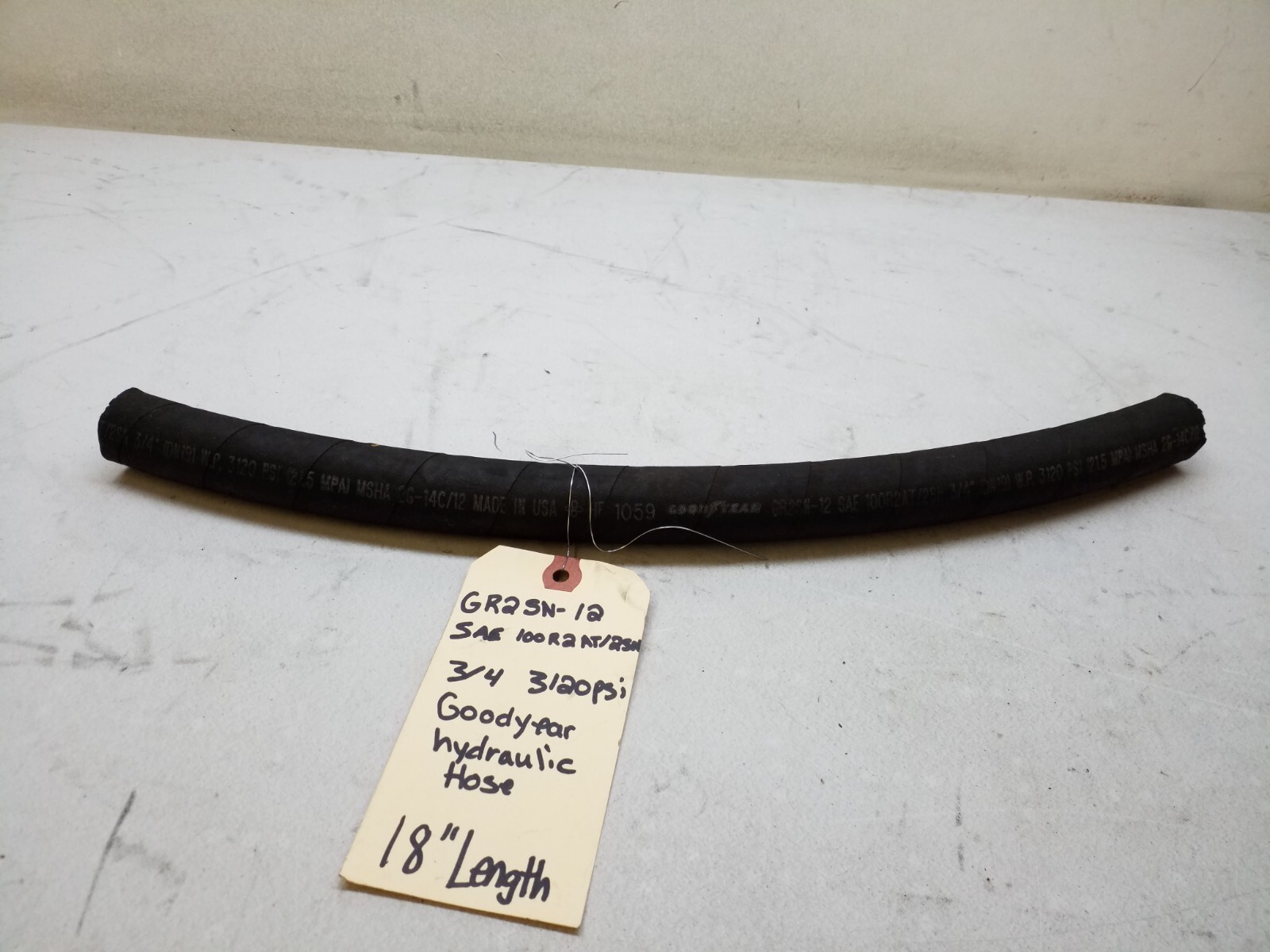 GR2SN-12 Goodyear Hydraulic Hose 3/4″ 3120 PSI SAE 10PR2AT/2SN 18″ In Length