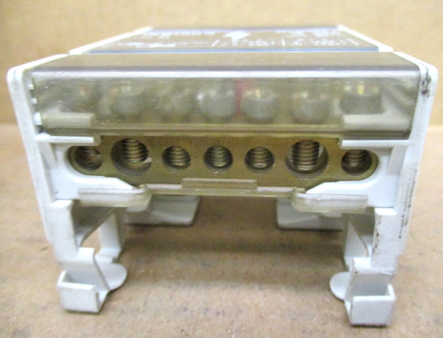 legrand 048 84 EN 60947-1 50006HM