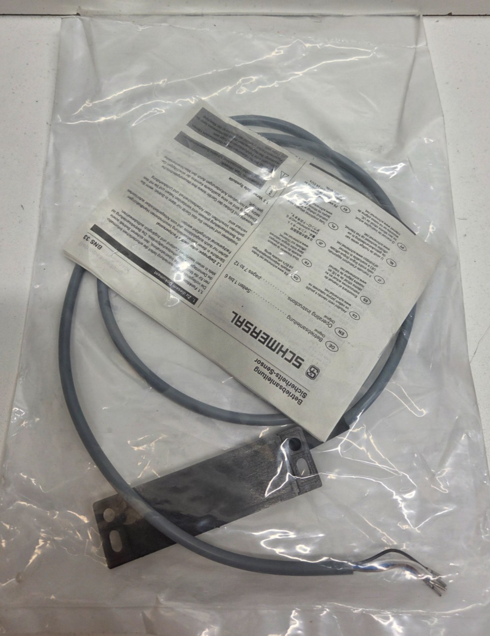 NEW IN BAG! SCHMERSAL 100V CODED MAGNET SAFETY SENSOR 101107770 BNS33-11Z