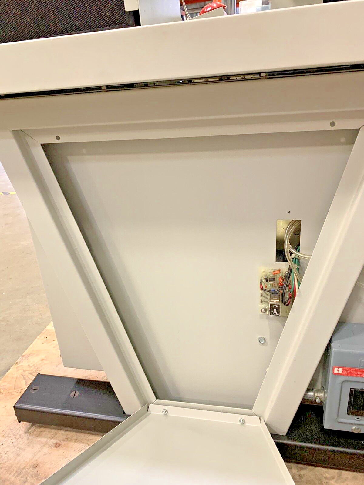 Oriel Solar Simulator System W/ Multiple Components