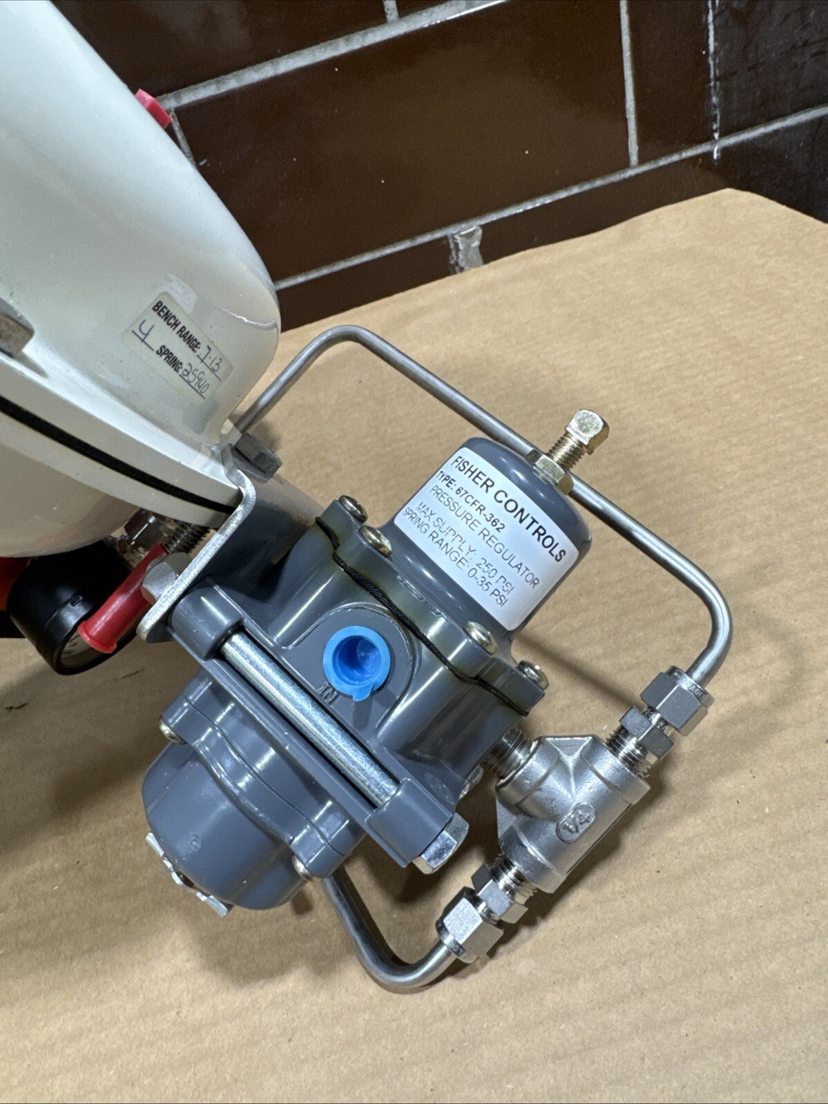 *NEW* Baumann Fisher Rosemount 54-84 431SA 30VDC 7-13 PSI Valve
