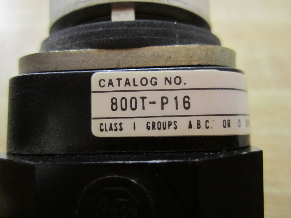 Allen Bradley 800T-P16B Blue Pilot Light Series May Vary