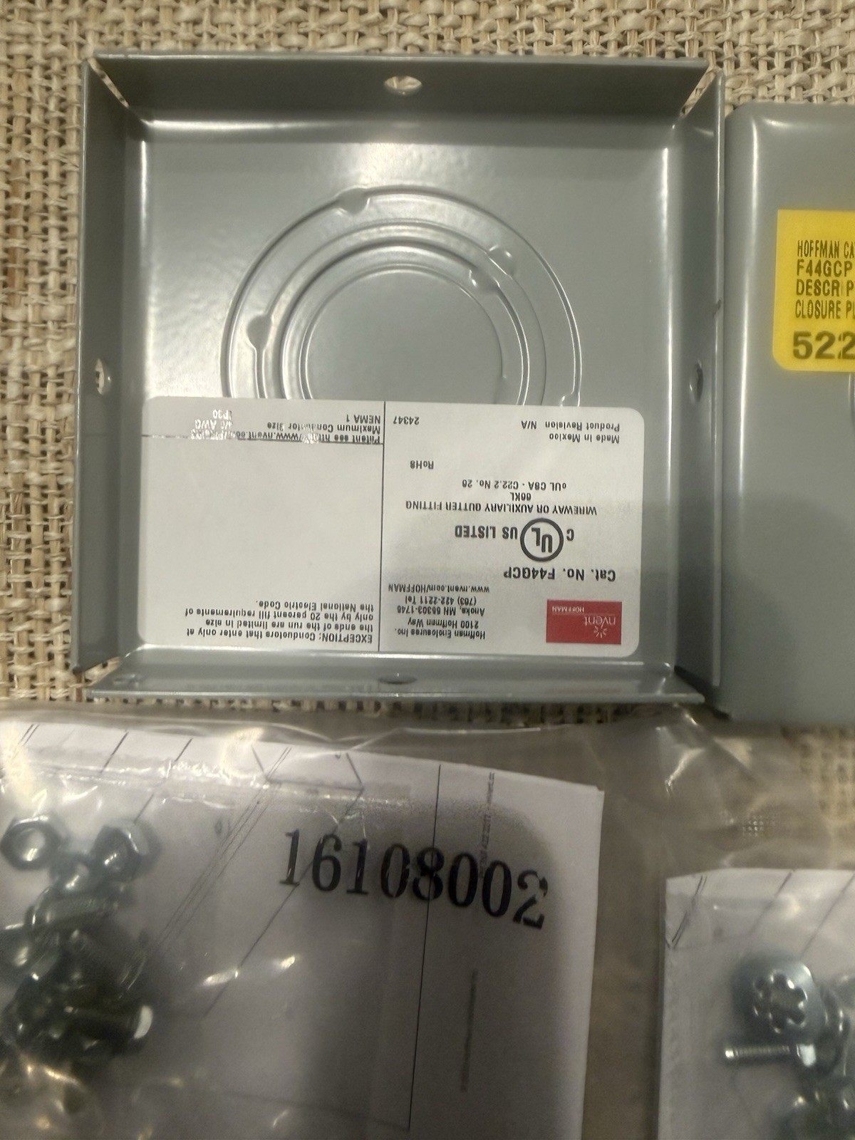 Lot of 2 Hoffman F44GCP 4×4 Wireway Closure Plates w/ Knockouts Type 1 Screws