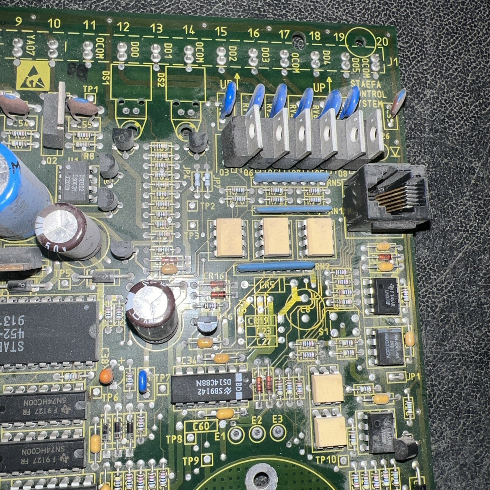 Siemens 091-60210-84 PC Board Smart II 2 Heat Pump 21296E REV. D ( UNTESTED )