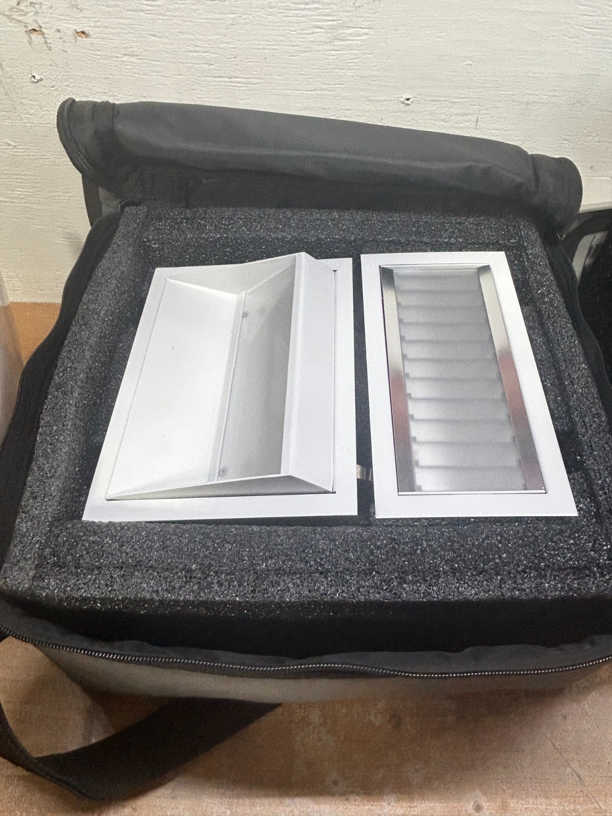 Elliptipar S230 LED 8″ 120-277V Architectural Lighting w/ Cases & Fixtures