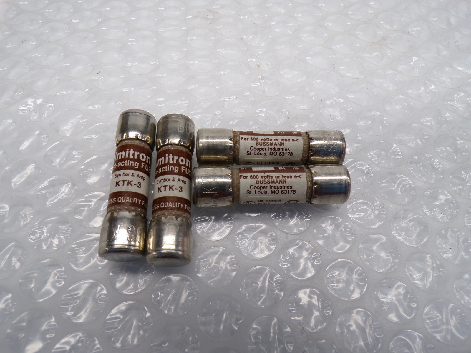LIMITRON KTK-3 FUSE LOT OF 4 NSNP