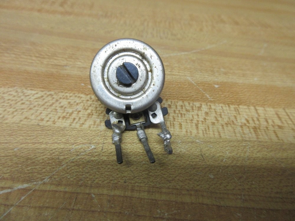 Stackpole 24-620 Potentiometer 304-6401