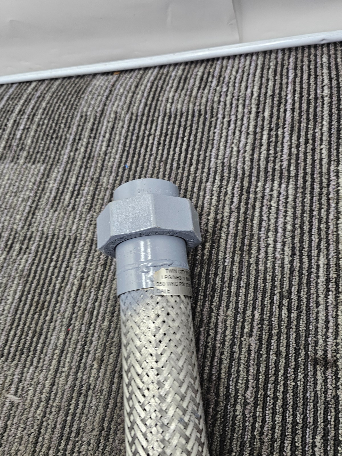 TCH Stainless Braided Hose 1-1/2 LPG/NH3, 1750 Burst PSI