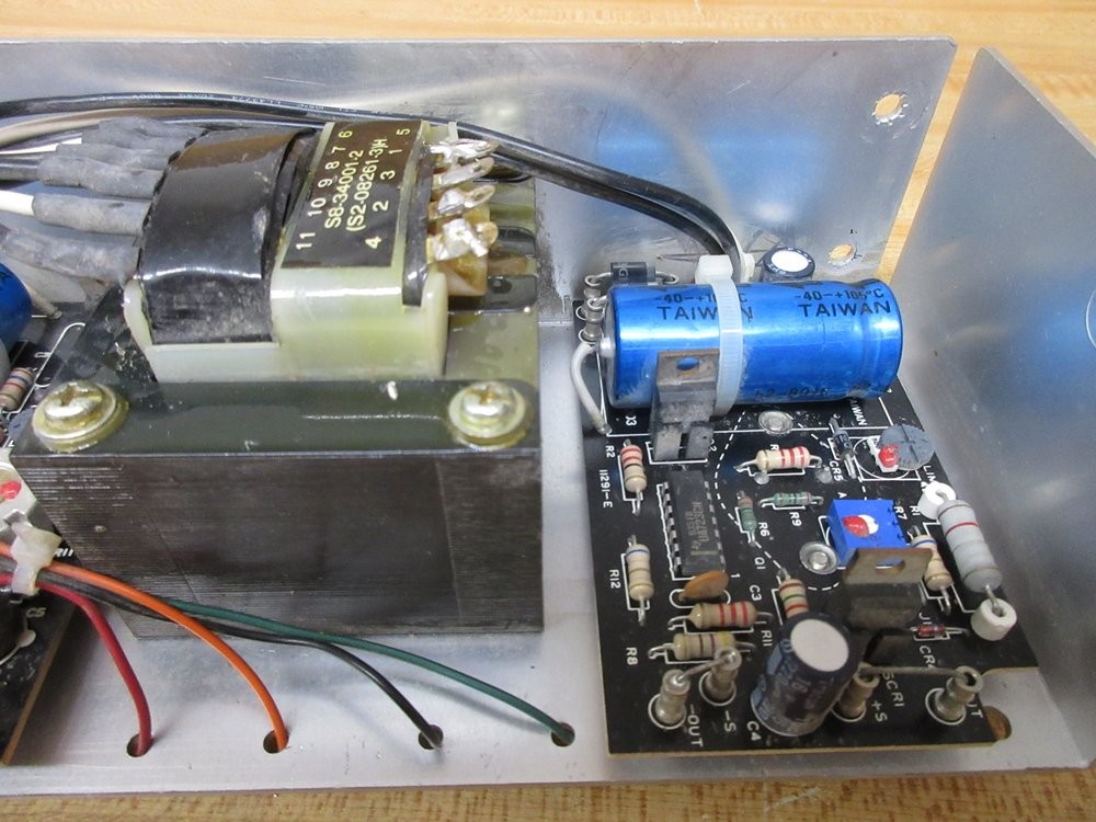Sola SLT-12-31010-12 Emerson Power Supply SLT123101012