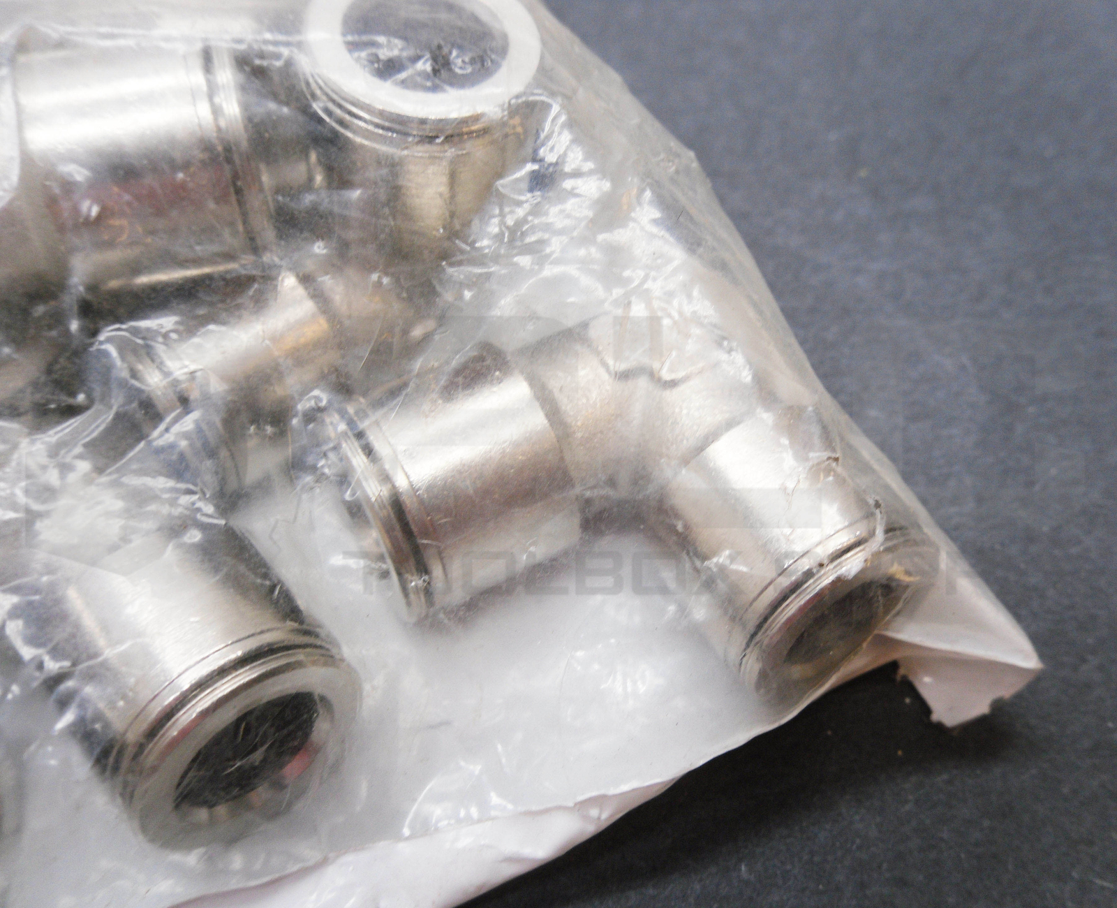 SEALED NEW BAG OF 10 ADVANCED TECHNOLOGY PRODUCTS B38UL 3/8″ UNION ELBOWS