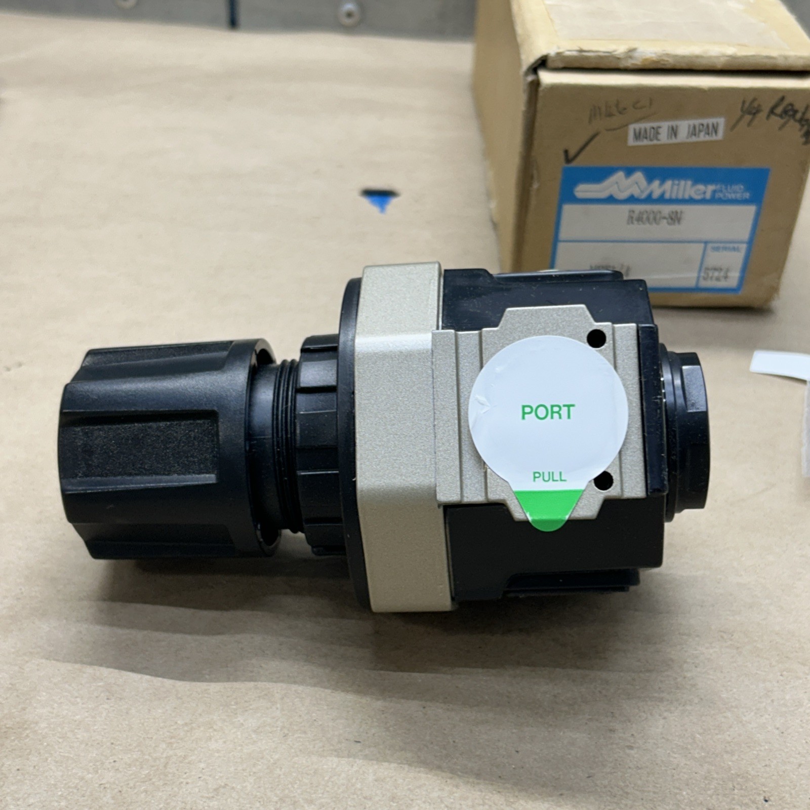 MILLER R4000 PNEUMATIC PRESSURE REGULATOR 7-120 RANGE(PSI) 150PSI MAX NIB