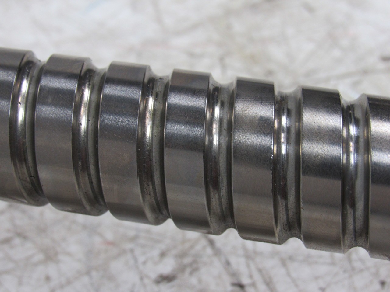 Cincinnati Milacron Sabre 1000 Y Axis Ball Screw W/Nut CNC 38″ OAL