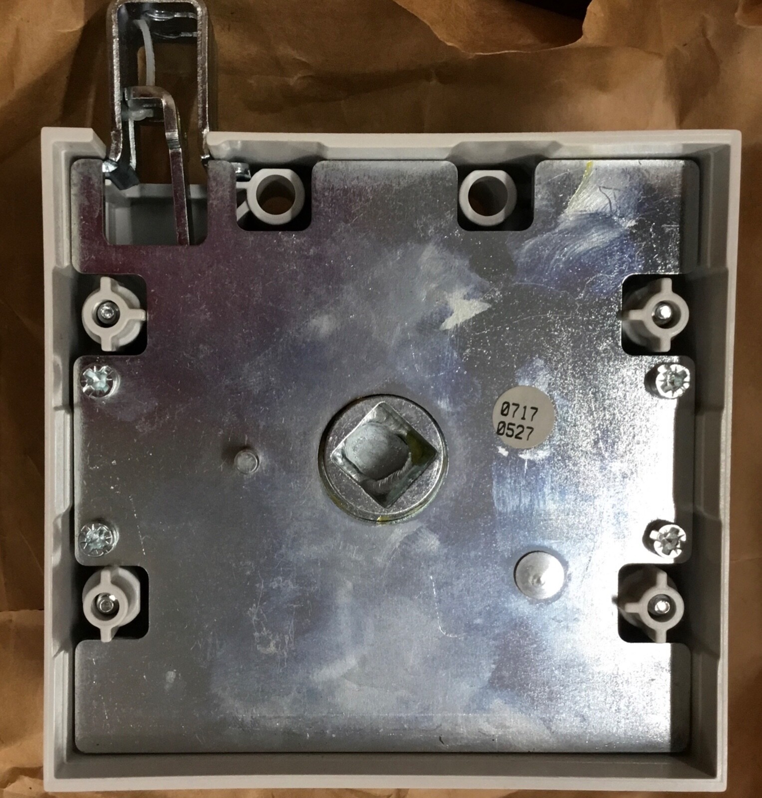 EATON NZM2-XMV MECHANICAL INTERLOCK