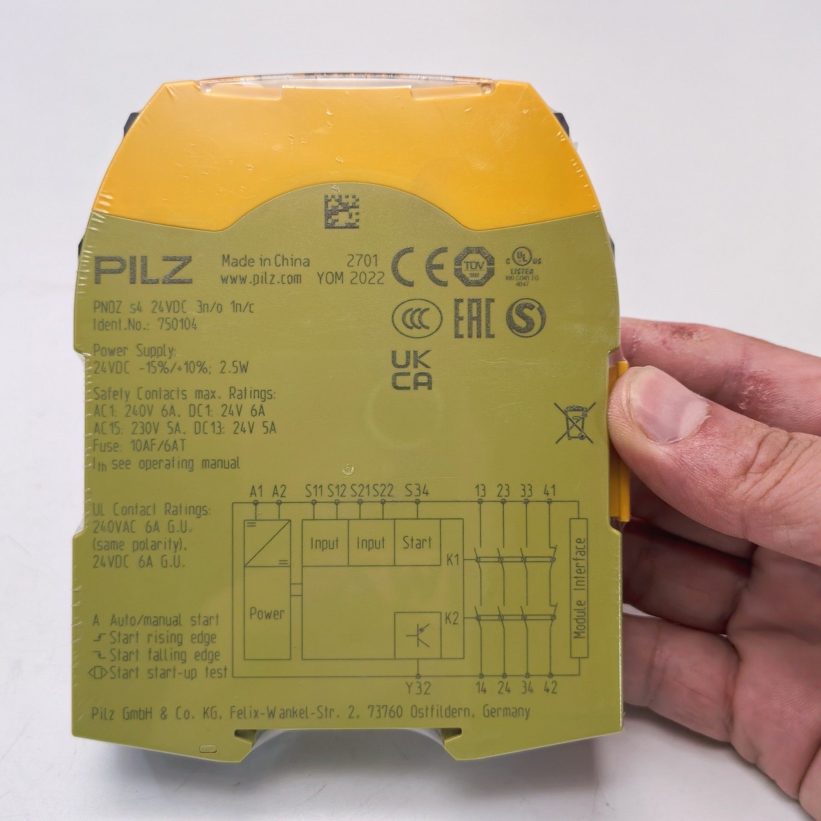 one NEW PILZ PNOZ S4 750104 Accept counteroffer
