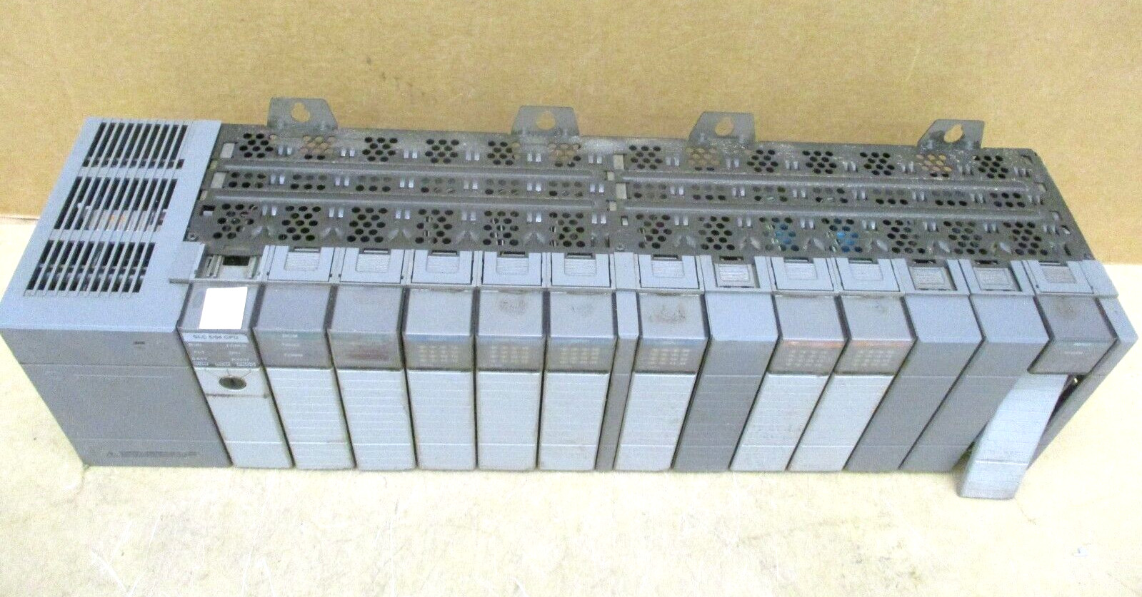 Allen-Bradley SLC 500 1746-P3 Ser A SLC 5/04 CPU 1747-L542 48667GN