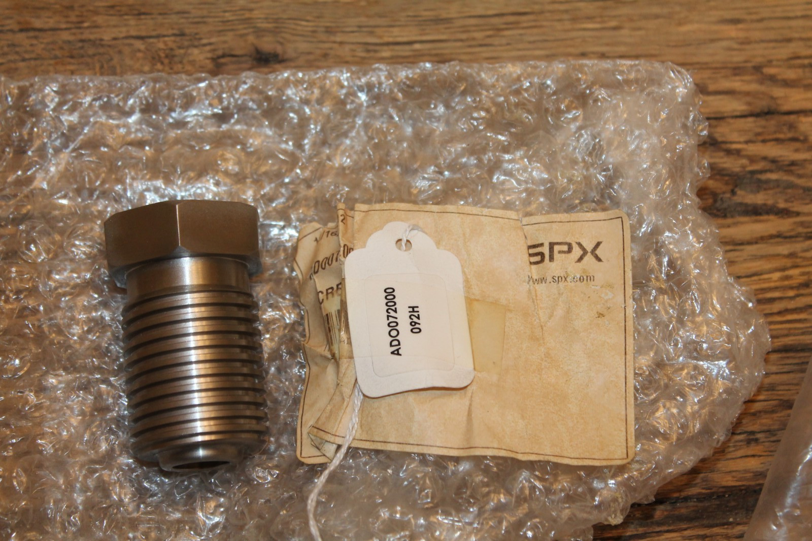 NEW OEM AD0072000 Spx Flow – Screw