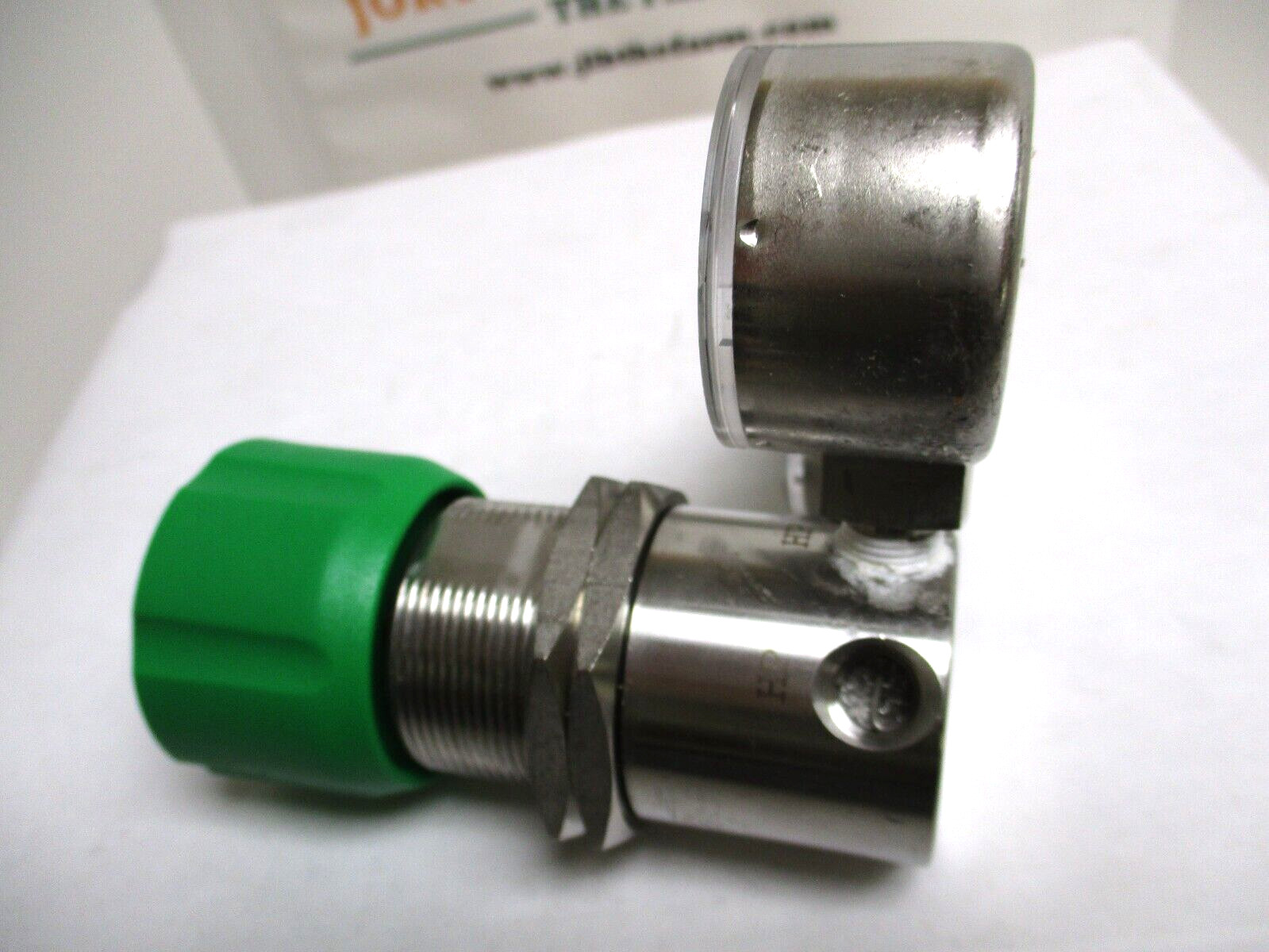 SWAGELOK , KCP1GLF2A1P6000 , REGULATOR , HP : 1000 PSI , LP : 0-250 PSI