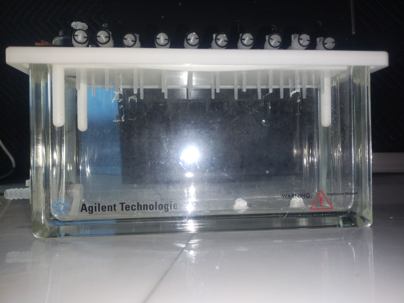 Agilent 20-Position Extraction Vacuum Manifold for SPE (Solid Phase Extraction)
