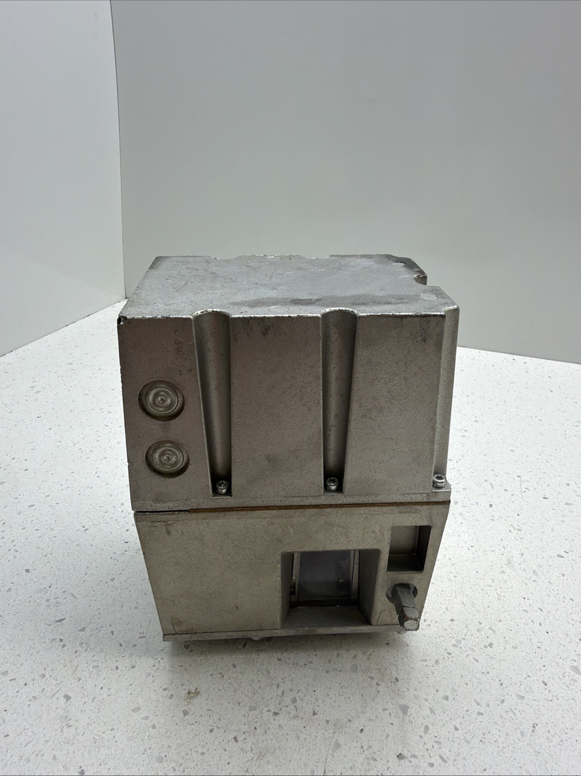 V4055A1098 Honeywell Fluid Power Gas Valve 120V 60Hz