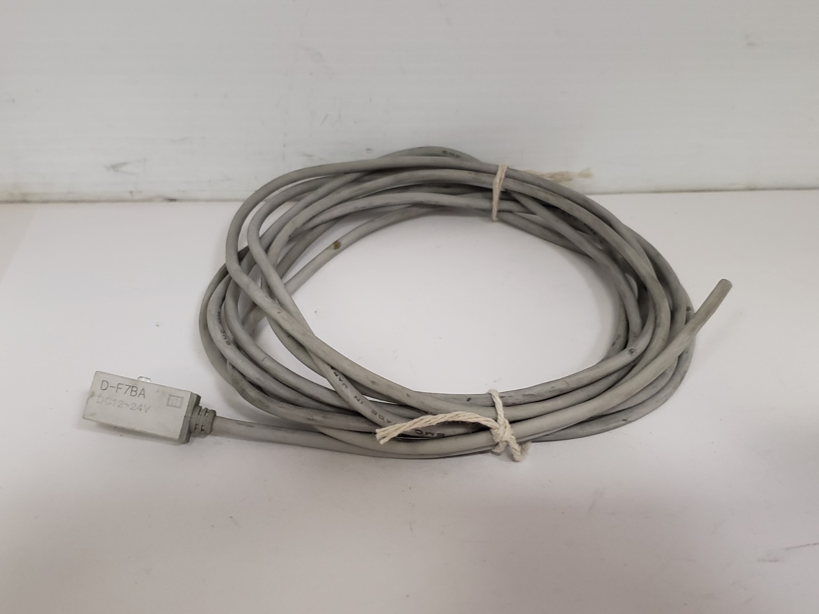 SMC D-F7BA AUTO SWITCH 12-24 VDC 1/2 METER CABLE 2 WIRE