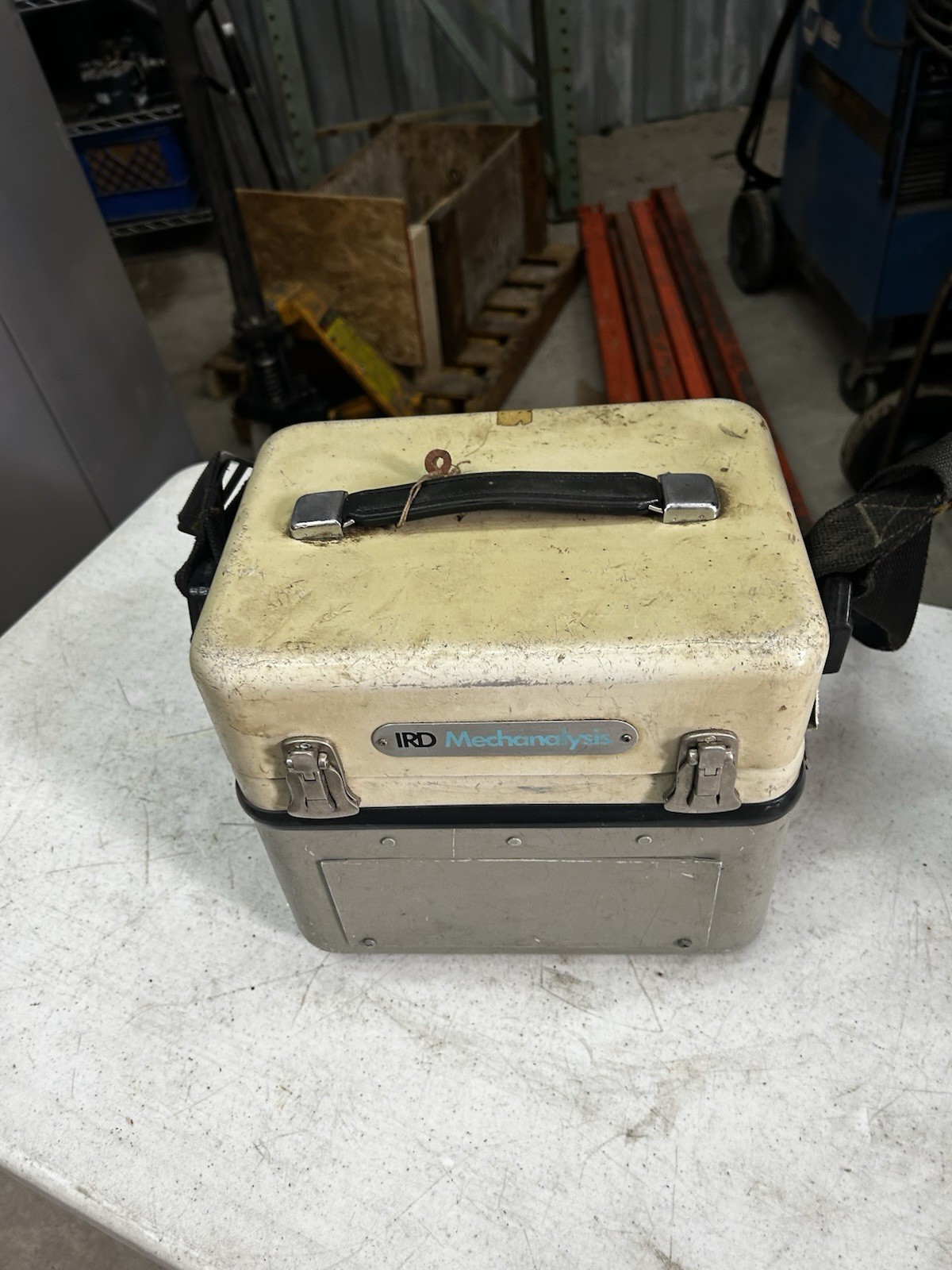 IRD Mechanalysis Model 820 Vibration Spike Energy Analyzer Free Shipping