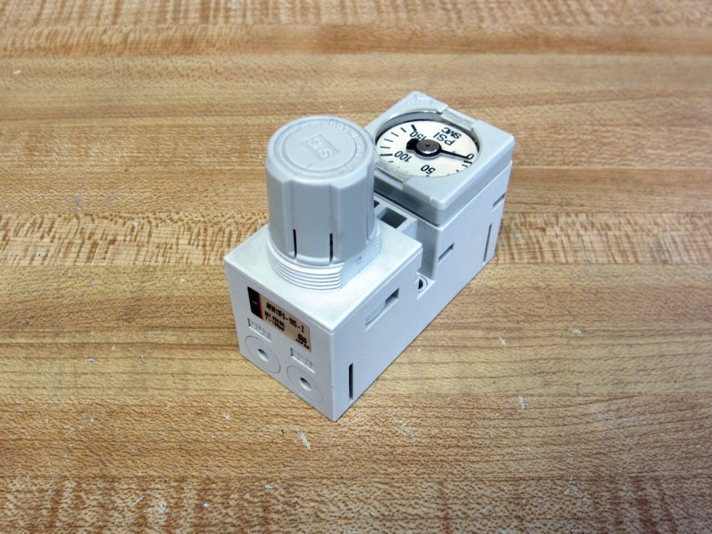 SMC ARM10F2-08G-Z Compact MFLD Regulator ARM10F0-00G-Z