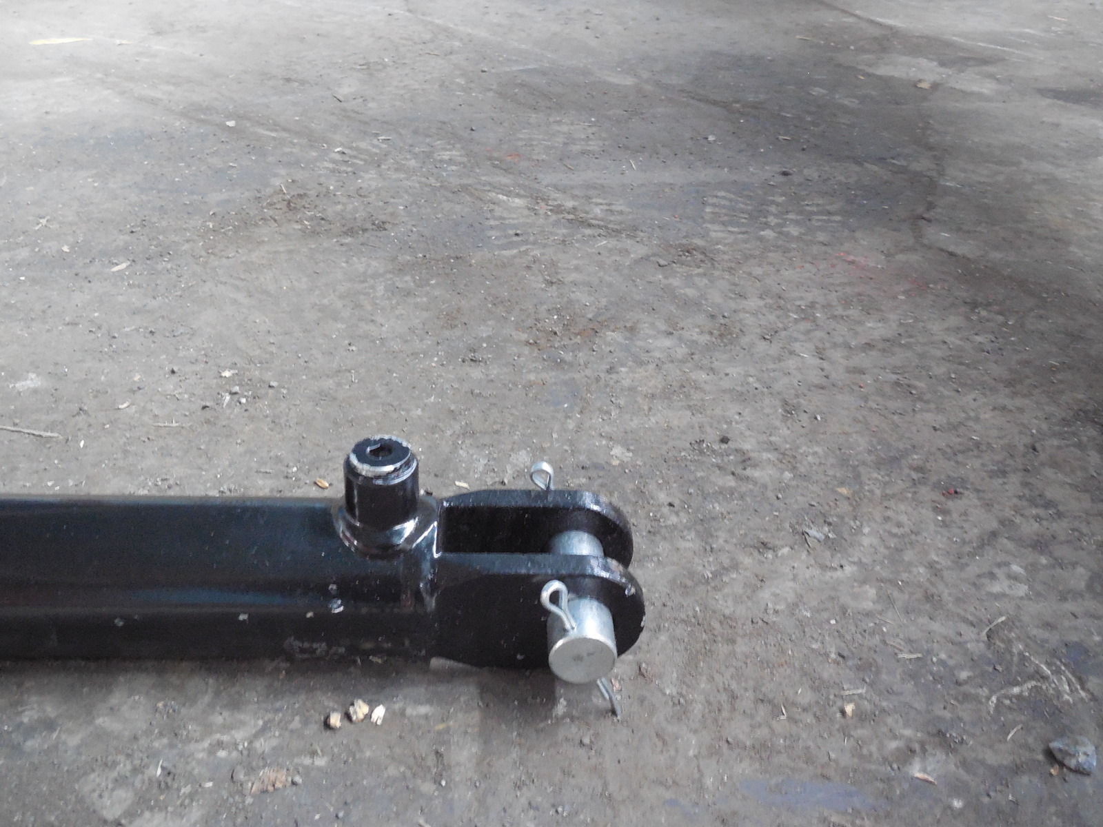 2″ x 36″ x 1.125″ DA Hydraulic cylinder wolverine