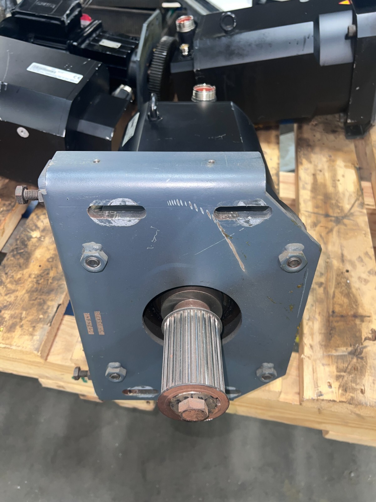 B&R #8MSE8M.E1-D32C Servo Motor