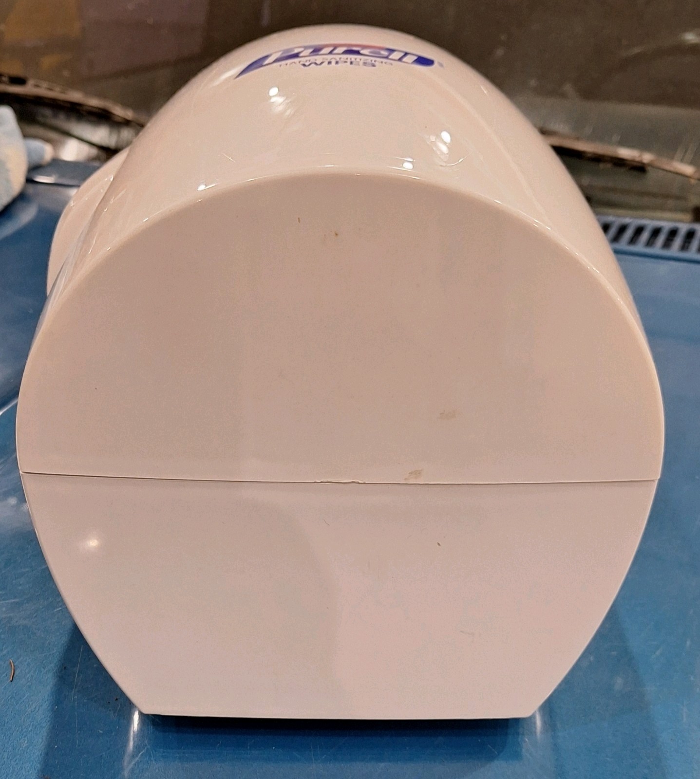 Purell 9019-01 Hand Sanitizing Wipes High-Capacity Wall Dispenser 13.3x11x10.88