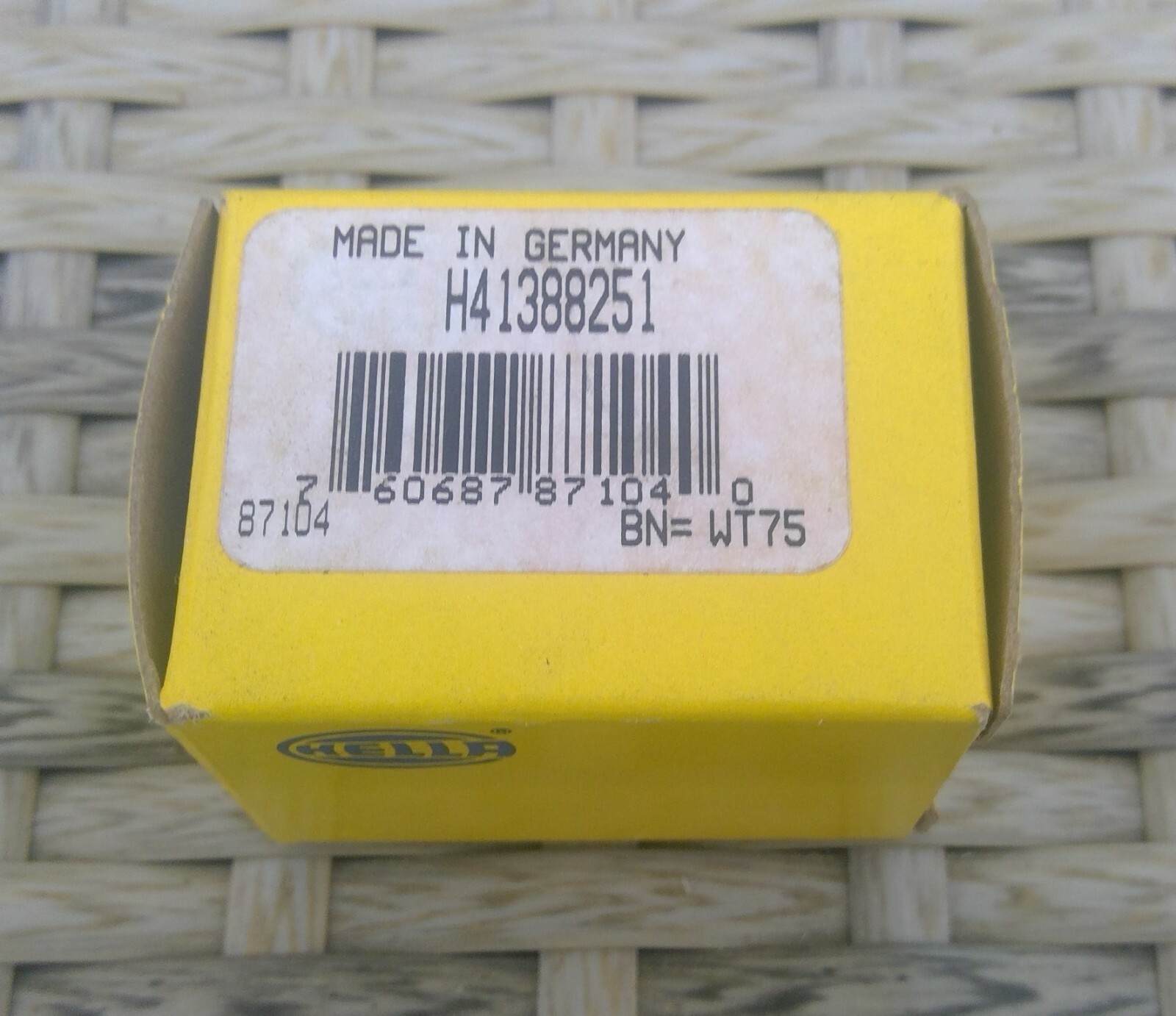 HELLA H41388251 Standard 20/40 Amp SPDT Mini Relay (No Vent)