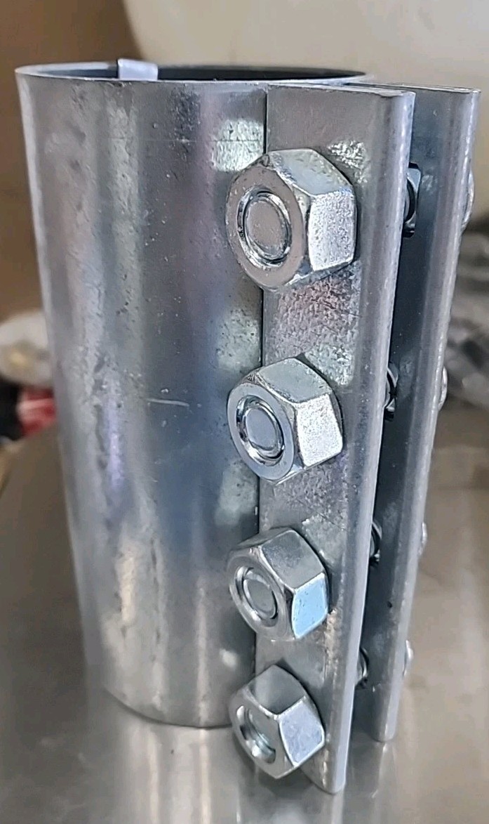 NEW MORRIS 3-4C COUPLINGS 88.9MMOD FITS 3.50 “OD