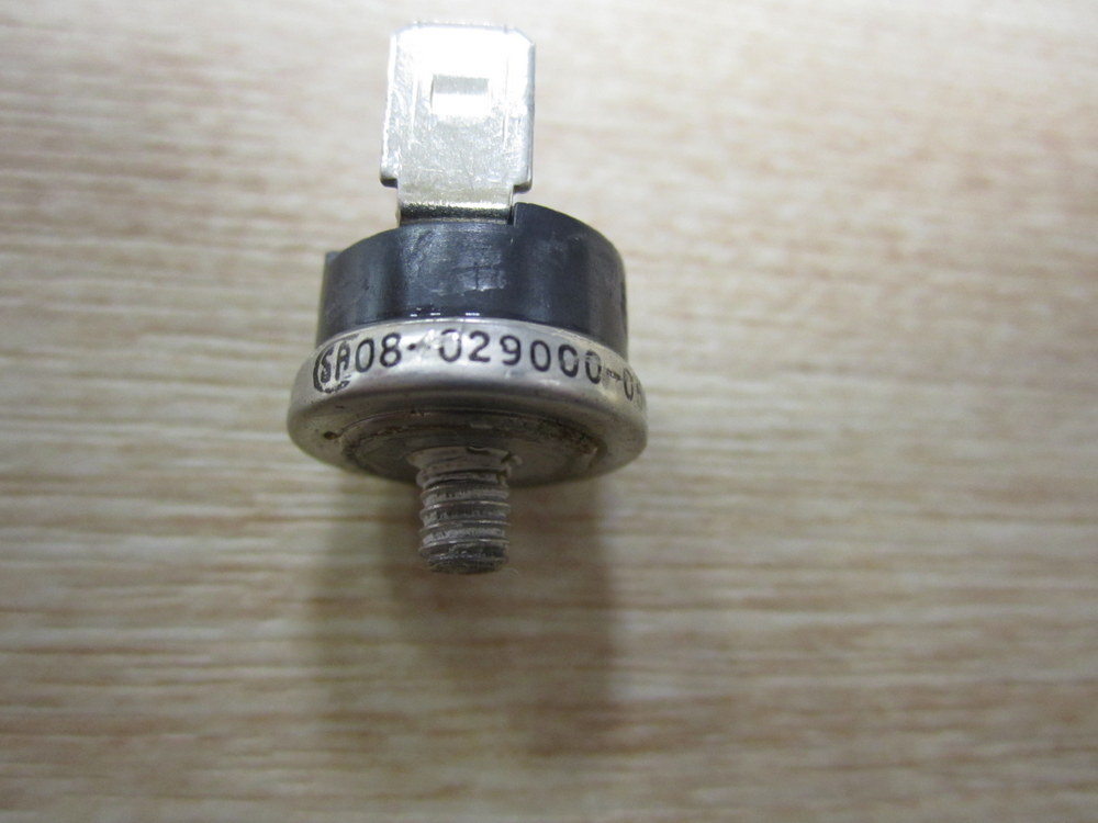 Fenwal 08-029000-058 Thermostatic Switch