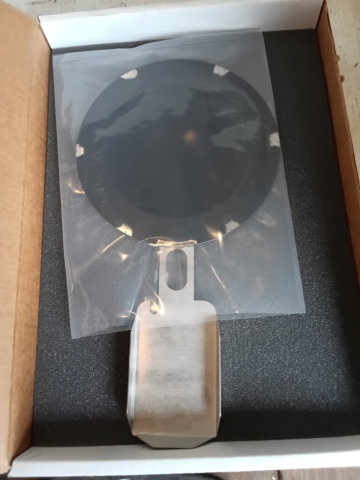 Oseco Rupture Disk D04-0460-151-1-E 316/TEF 4″ 28.00 PSIG @ 72.00*F – (C8B)