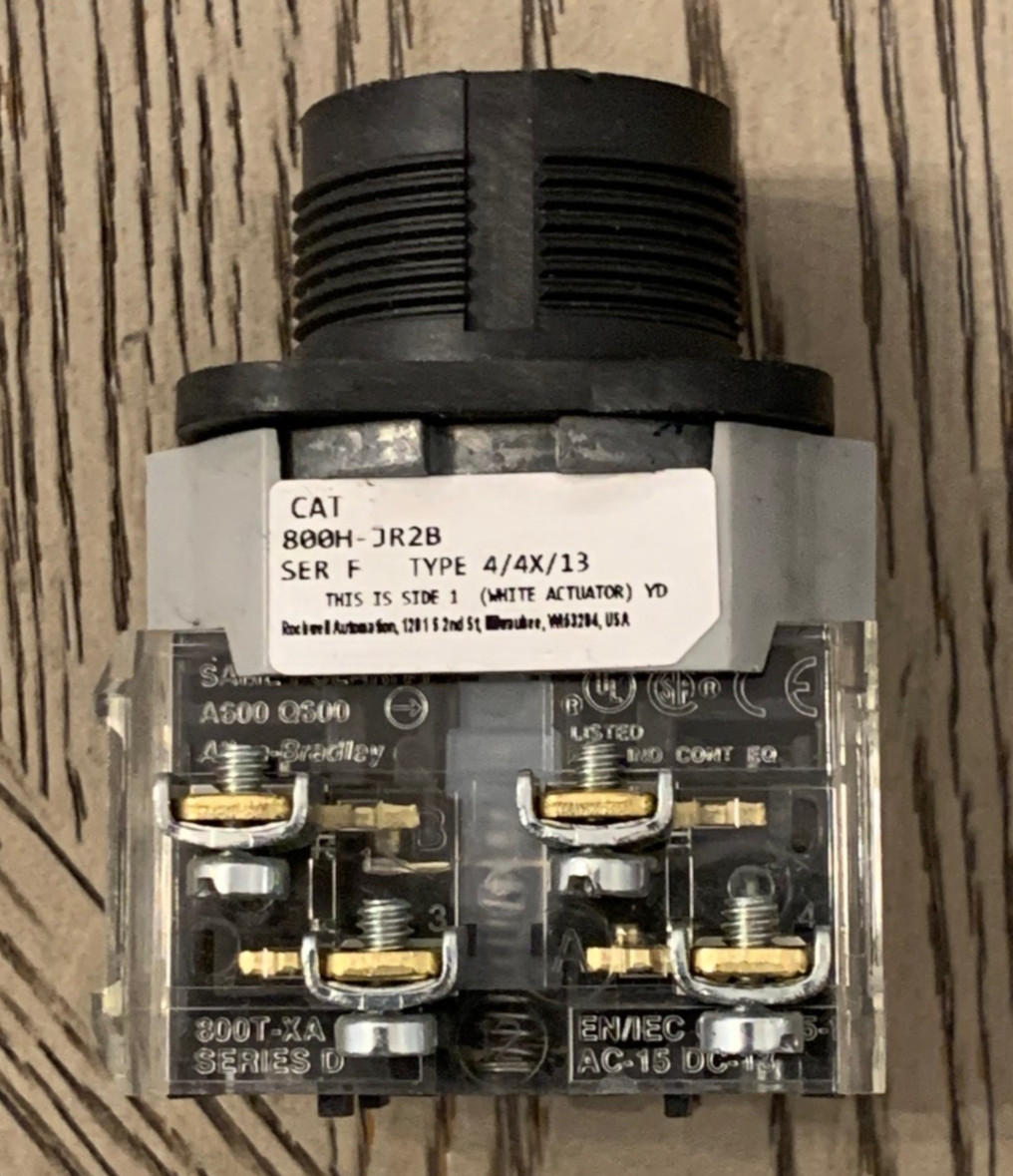 Allen Bradley 800H-JR2B Selector Switch 800HJR2B Series C ***No Knob***