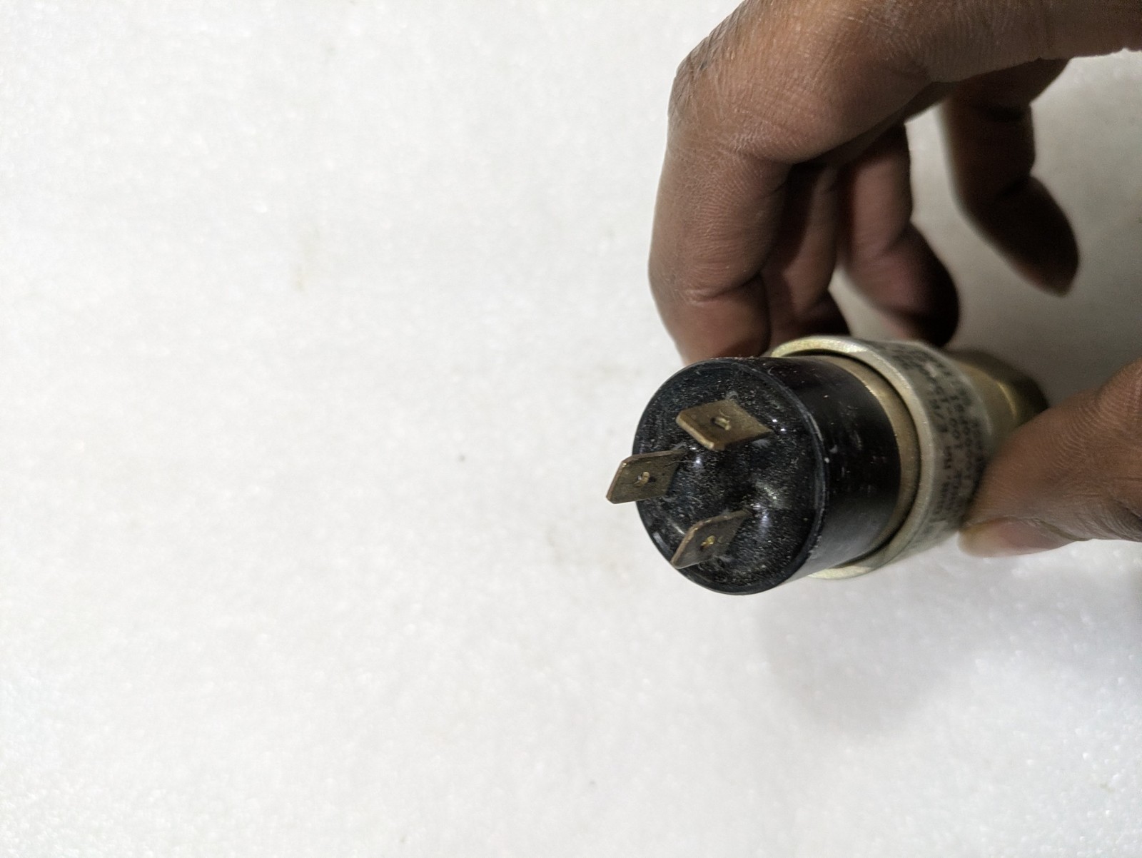 SPECTRA 10 UNITED ELECTRIC 10-B13 M512 M550 100-1500PSI 5A 250VAC PUSH COVER UP,