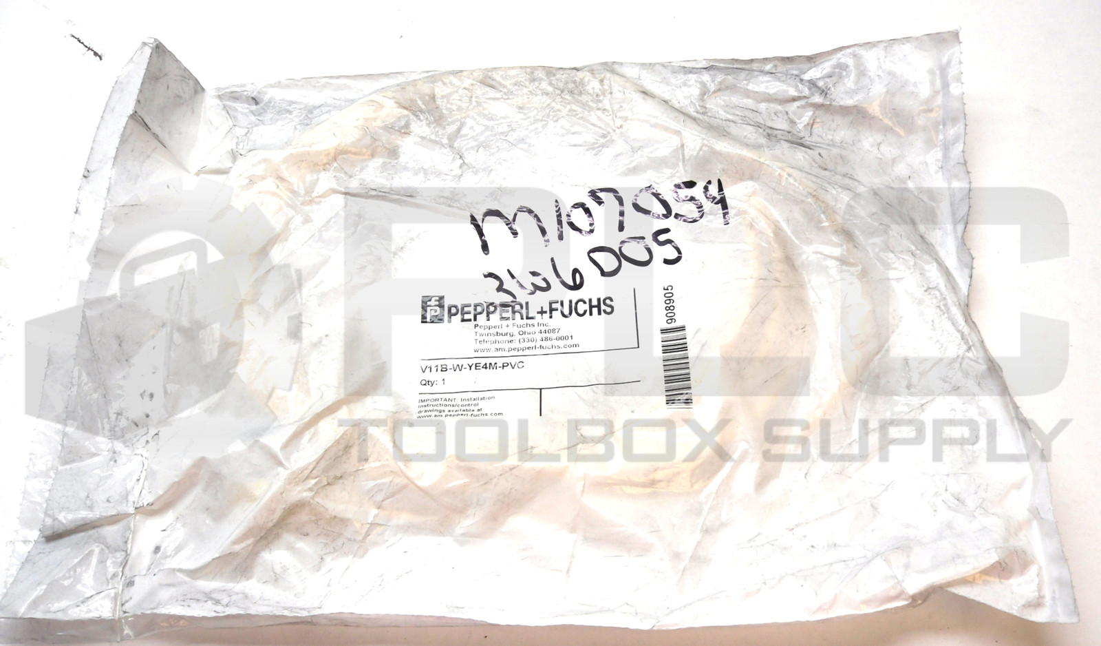 NEW SEALED PEPPERL+FUCHS V11B-W-YE4M-PVC CABLE