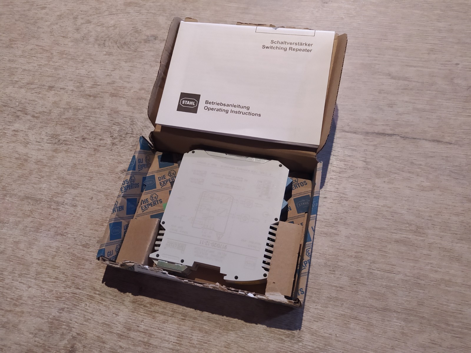 STAHL 9170/20-12-11S SWITCHING REPEATER [NEW]