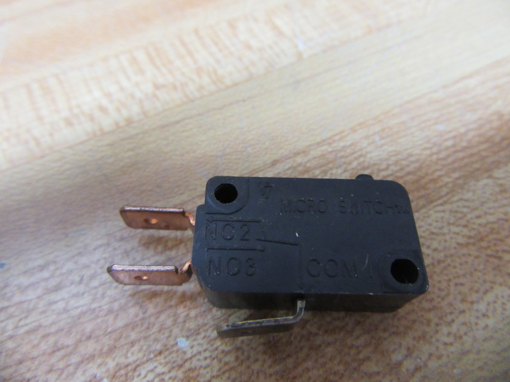 Micro Switch V7-1V19E9 Pin Plunger Switch V71V19E9
