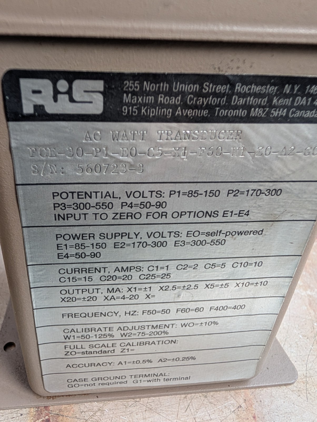 RIS PCE-30-P1-E0-C5-X1-F60-W1-Z0-A2-G0 AC WATT TRANSDUCER