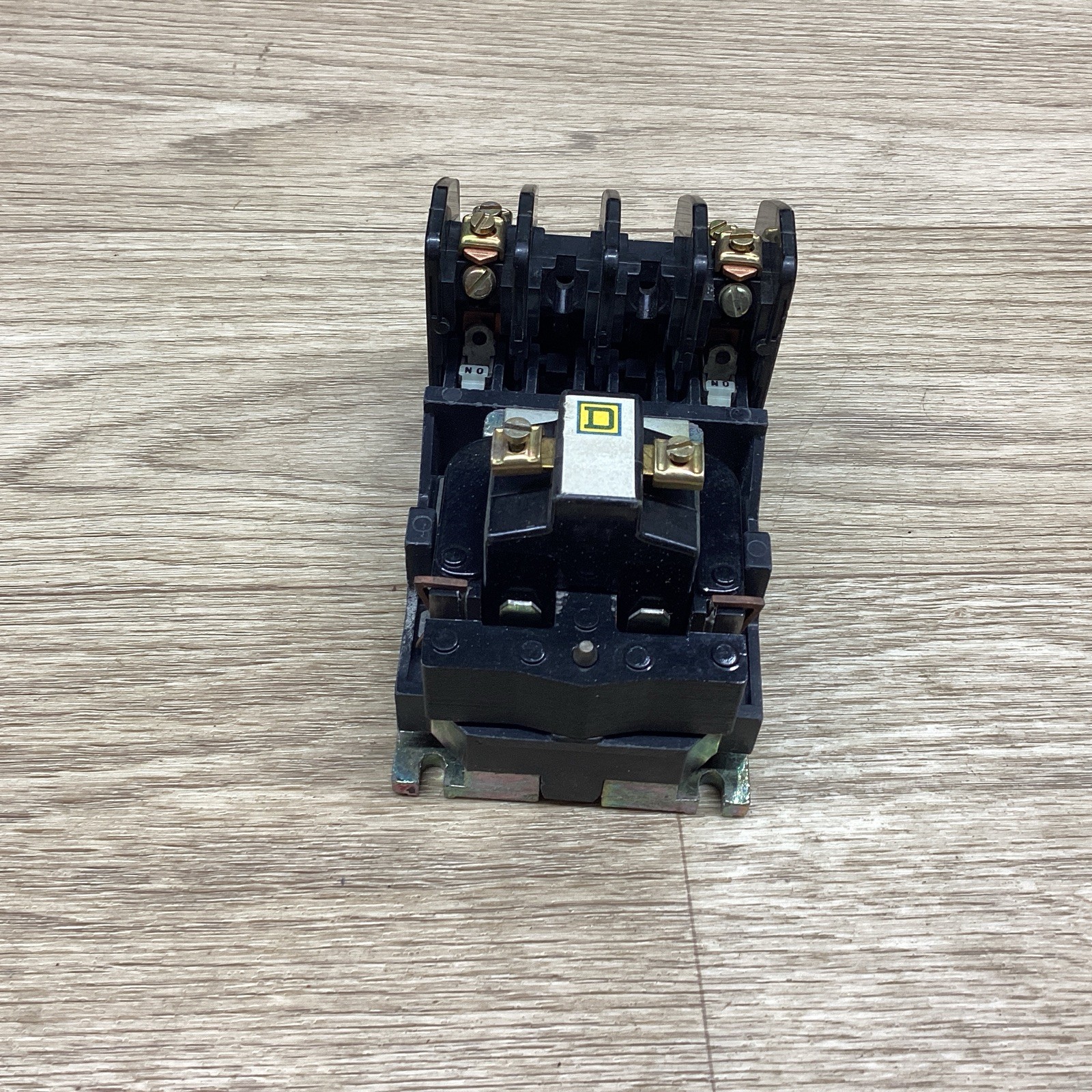 SQUARE D CLASS 8501 H020 SER. D BP RELAY #800PT157*CO