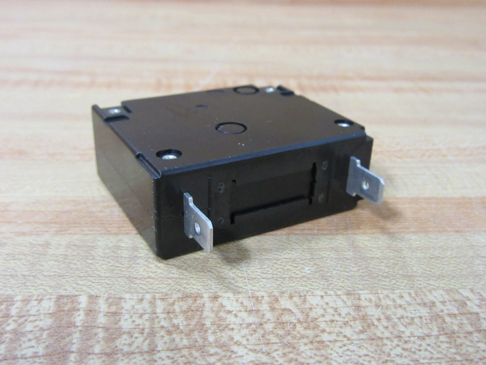 Fuji Electric CP 31E/3D 3A Circuit Protector CP31E3D