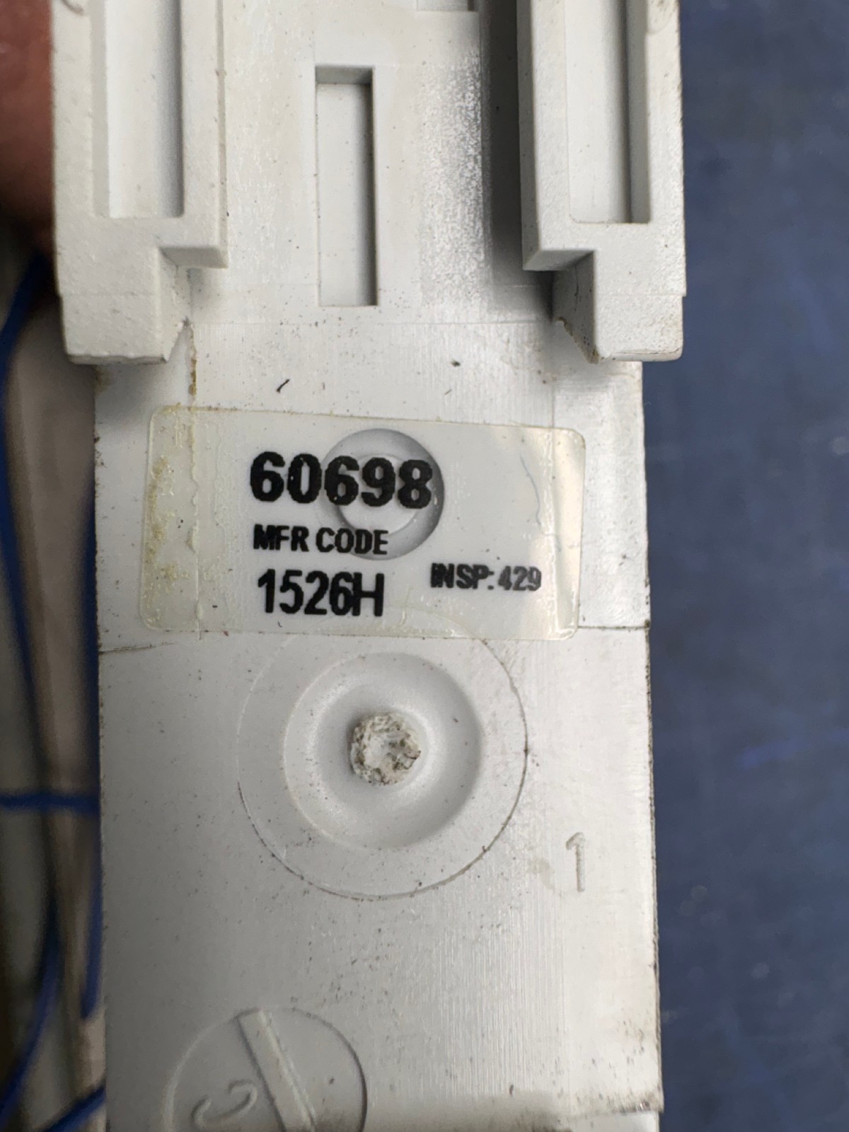 BANNER AT-FM-10K SAFETY RELAY 24VAC/DC 200mA MAX *SEE PICTURES*