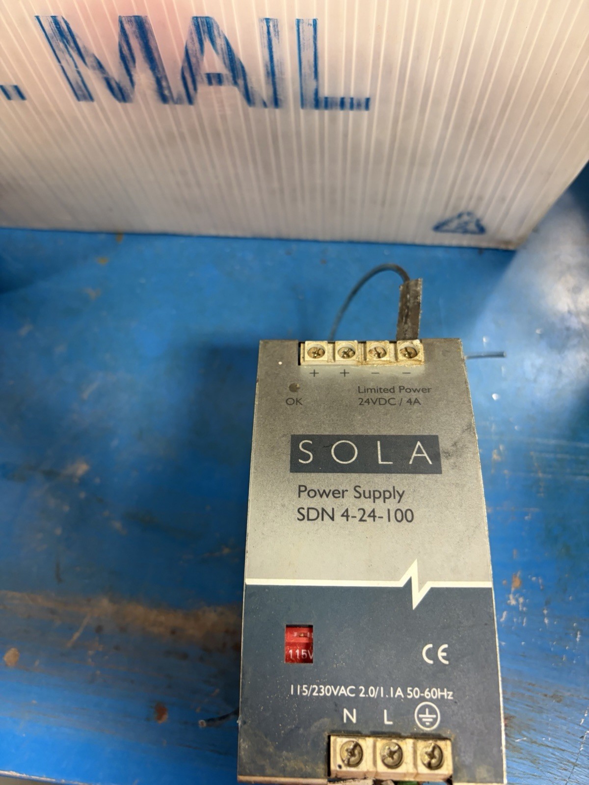 SOLA SDN 4-24-100LP POWER SUPPLY 115/230VAC 2.1/1A 50/60HZ 24VDC
