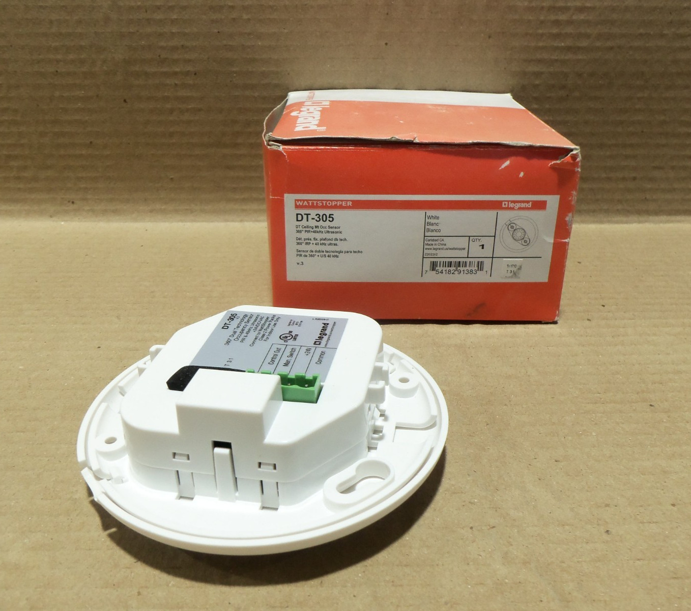 New Legrand/Wattstopper DT-305 DT Ceiling Mount Occupancy Sensor