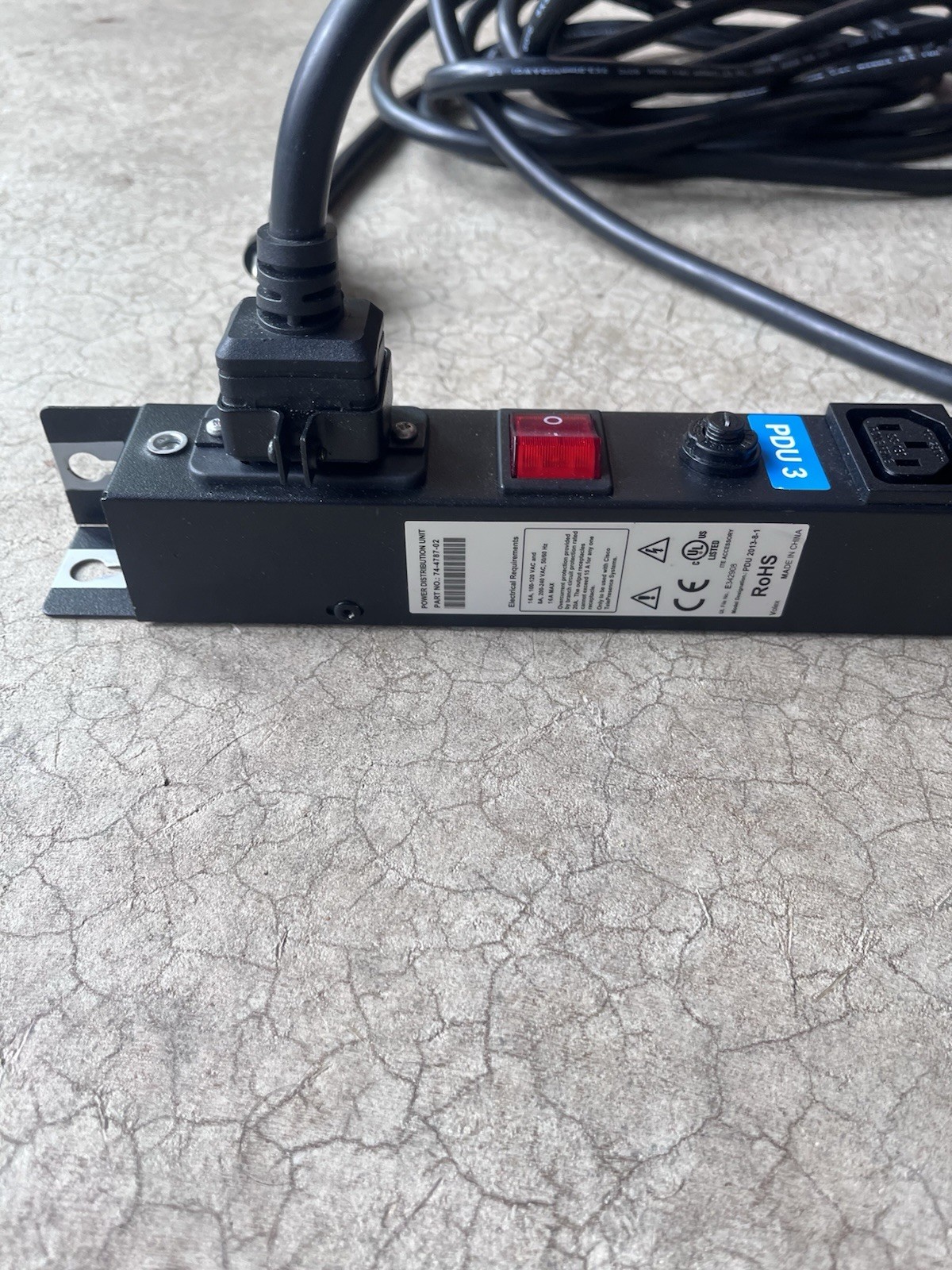 Cisco Power Distribution Unit Lot of 1 Used Working 74-4787-02