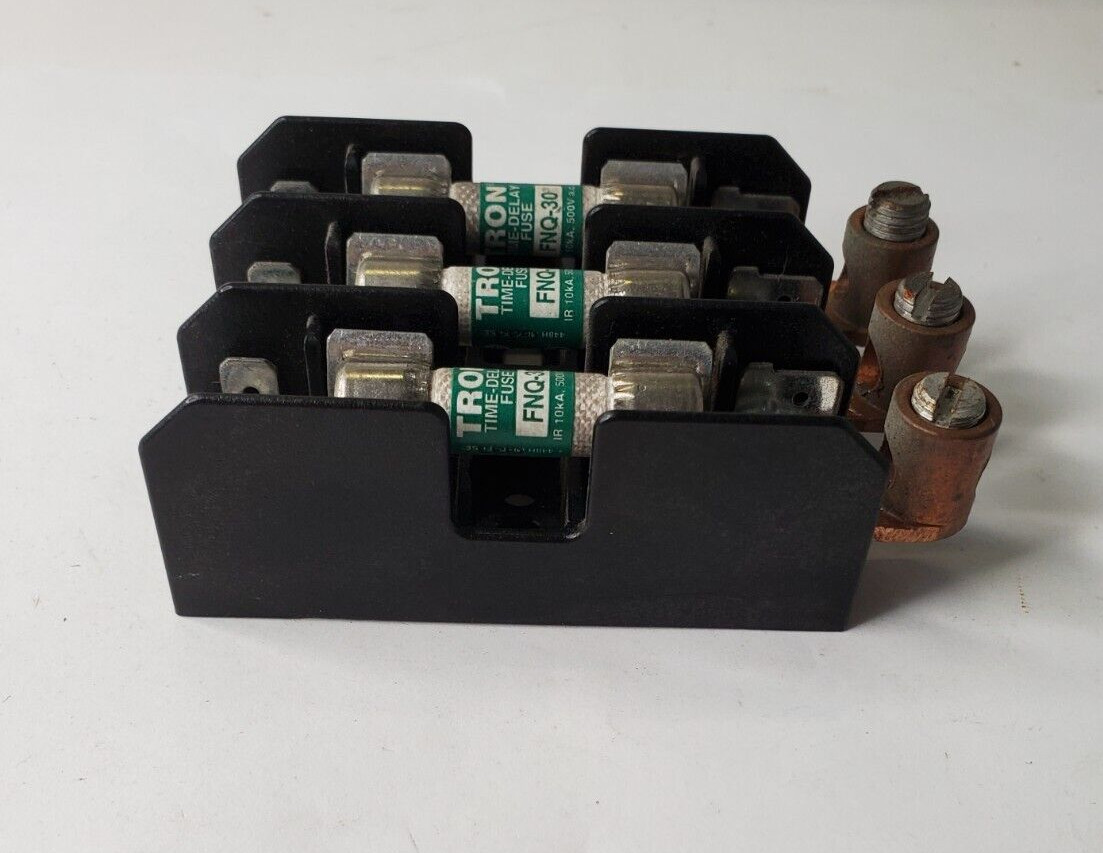 BUSSMANN FUSE BLOCK BM6033SQ M60030-3SQ 30A 600V TRON FNQ-30 FUSES 500VAC