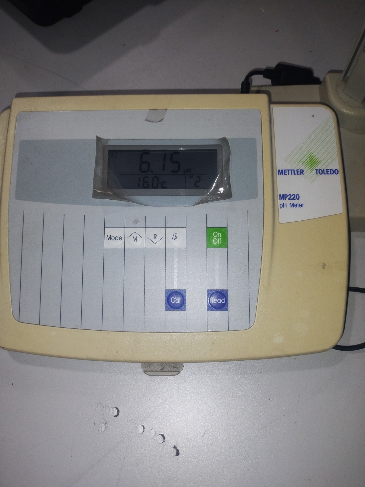 Mettler Toledo MP220 Benchtop Ph Meter with Power Supply.